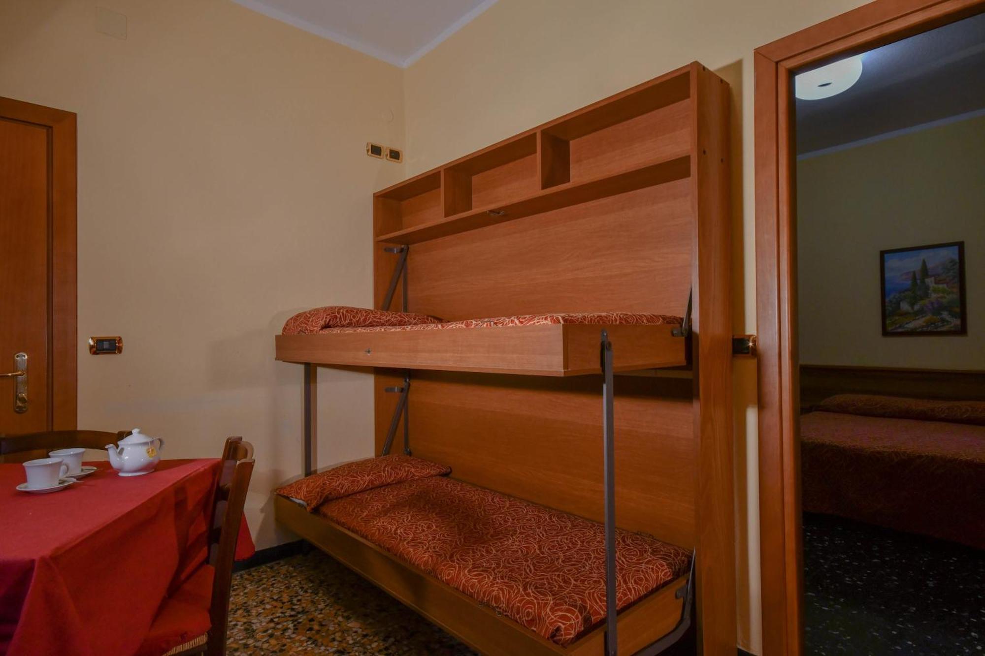 Hotel Residence Paradiso 모네글리아 객실 사진