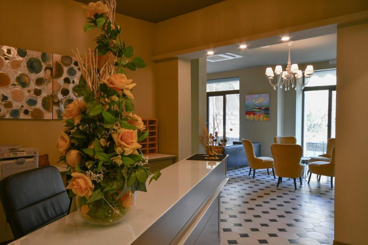 Hotel Residence Paradiso 모네글리아 외부 사진